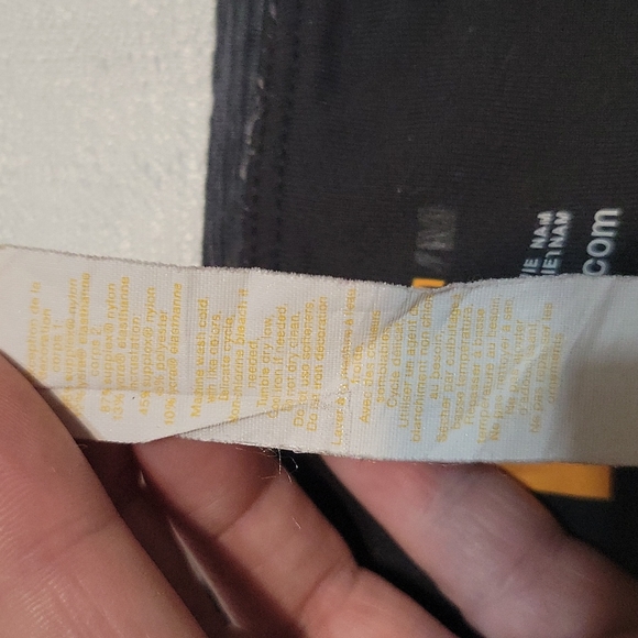 Lucy grey mix capris womens size medium - Picture 7 of 7